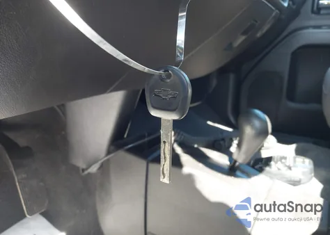 2019 Chevrolet Silverado 1500 Ld Silverado Custom from USA, damaged, VIN 2GCVKMEC2K1243696